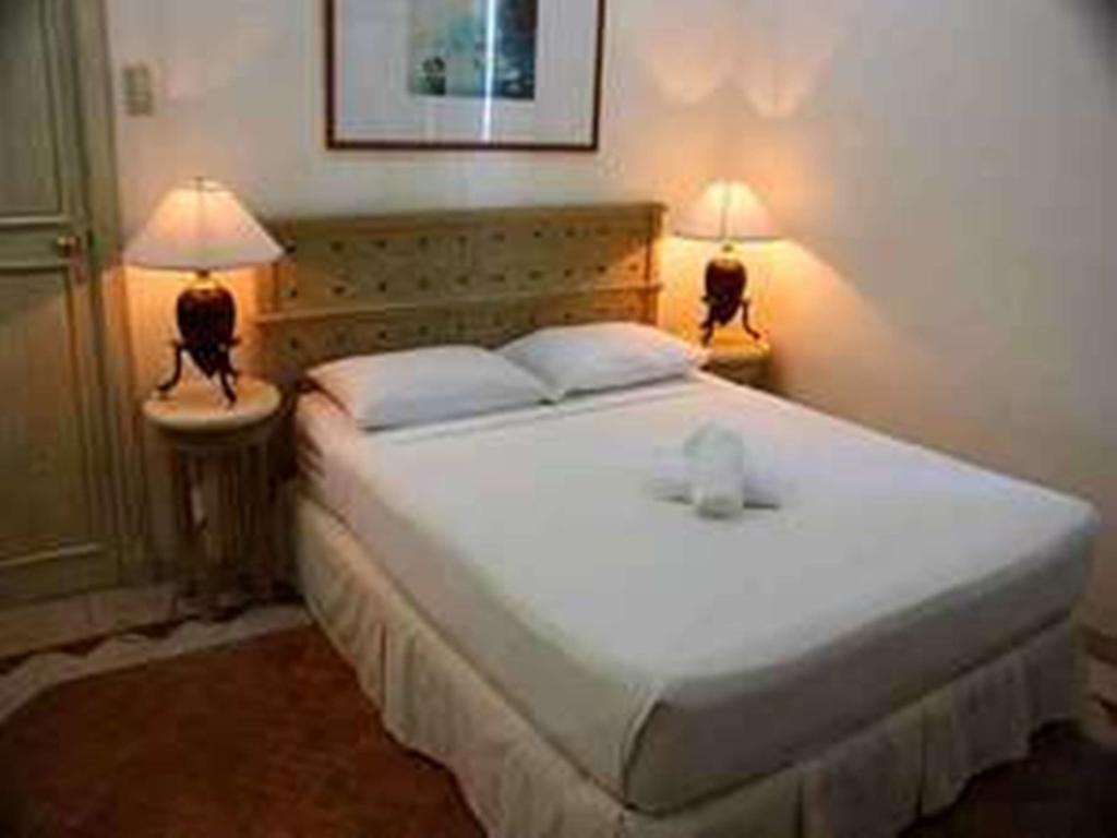 Club Morocco Resort And Country Club Subic Habitación foto